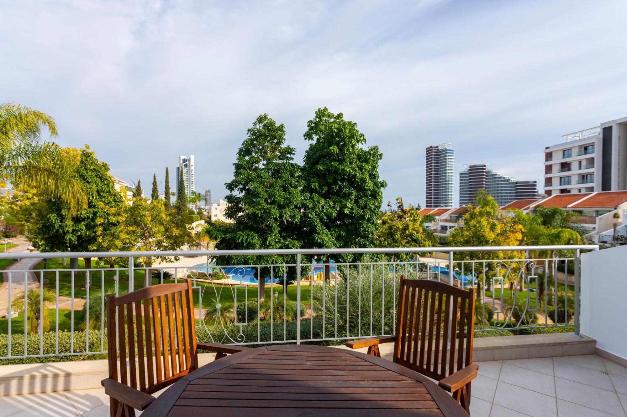 Bay View Gardens By Trulycyprus Apartment Limassol Exterior photo