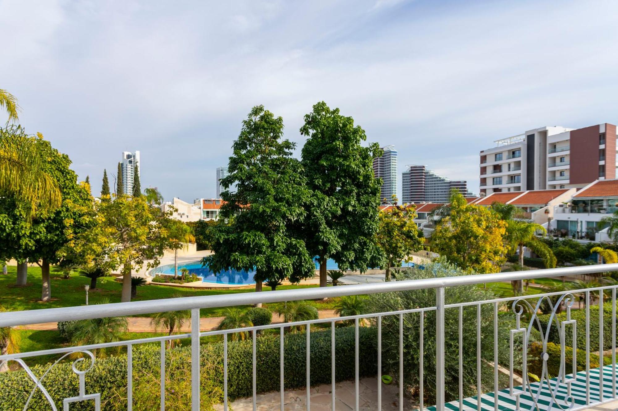 Bay View Gardens By Trulycyprus Apartment Limassol Exterior photo