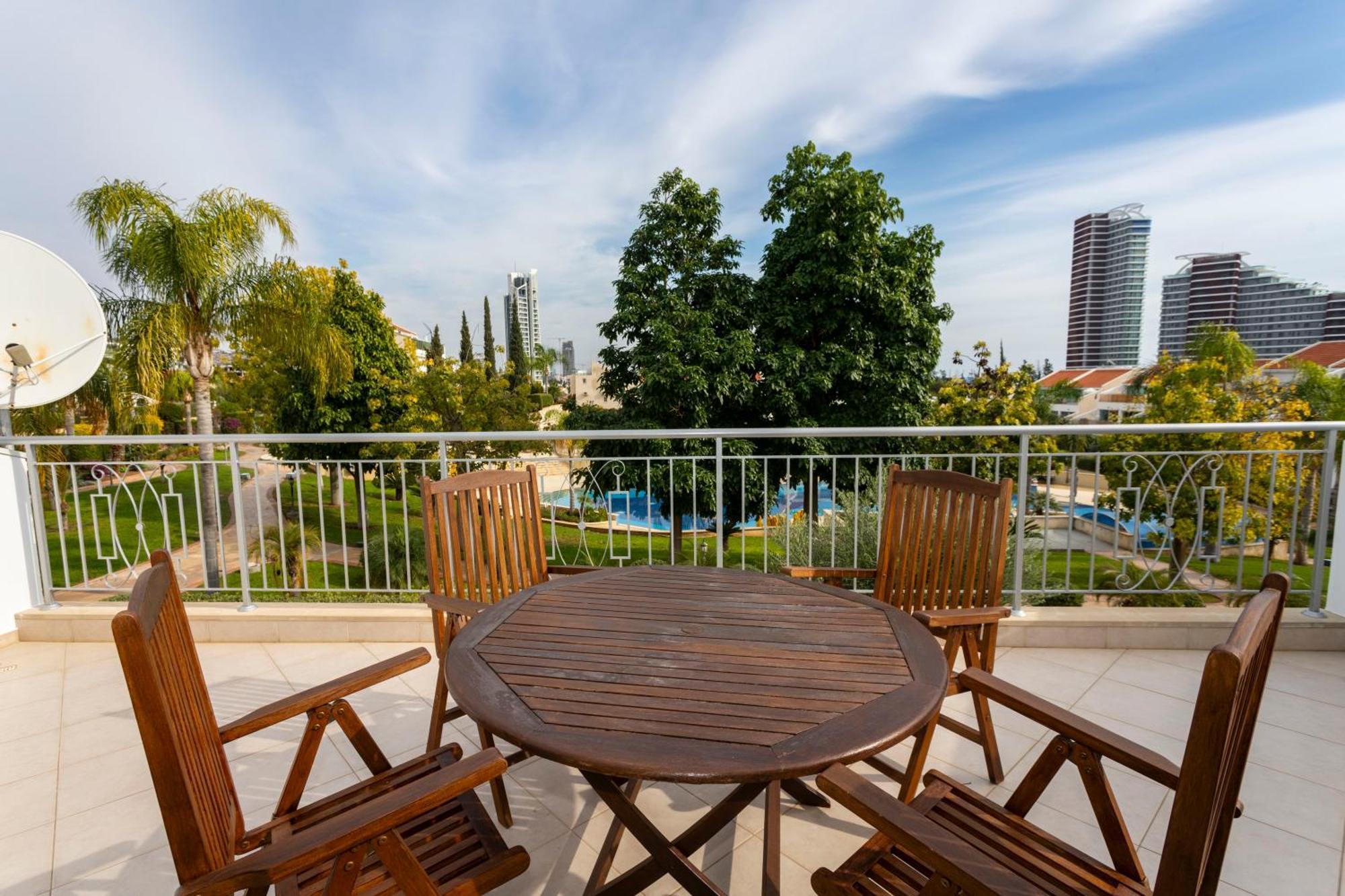 Bay View Gardens By Trulycyprus Apartment Limassol Exterior photo